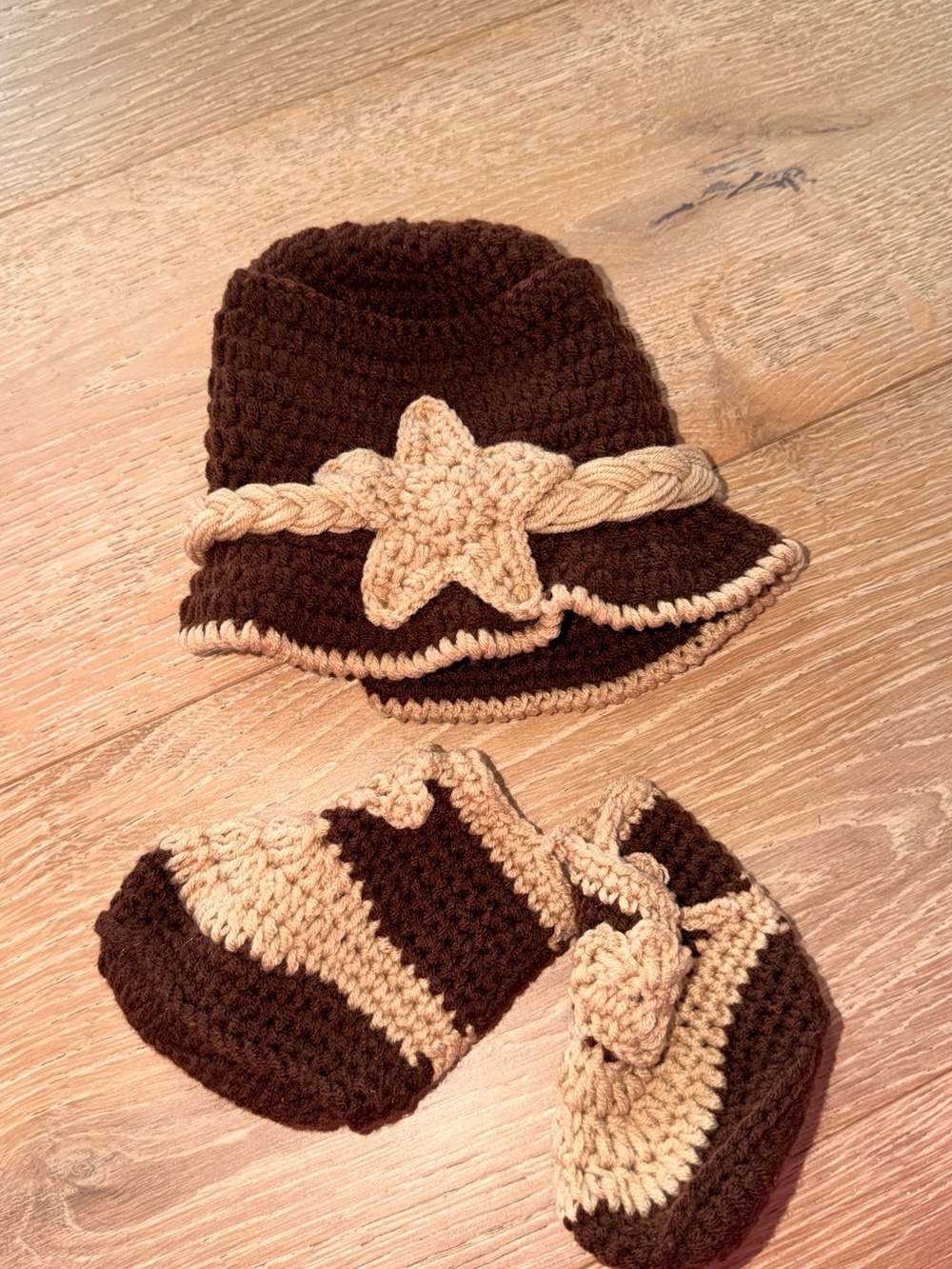 Handmade Brown & Cream Star Hat and Booties Set for newborn
